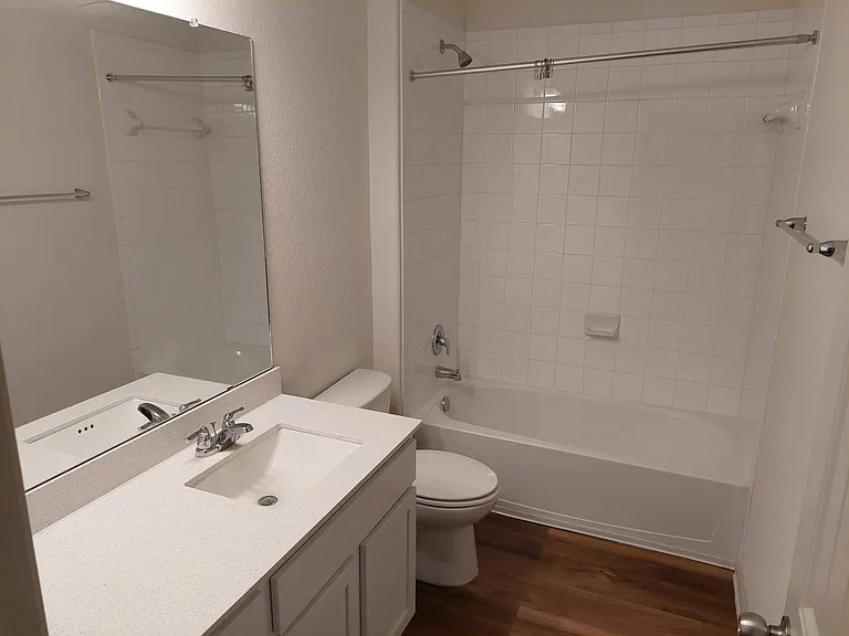18400 Calasetta Dr — Photo 22
