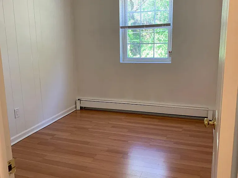 512 Stidman Dr #D3 — Photo 9