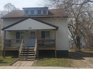 704 S Oak St #A, Mount Pleasant, MI 48858