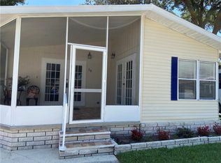 24 Pelican Dr E, Oldsmar, FL 34677