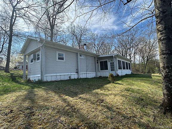 2nd image of 22 Baumville Road