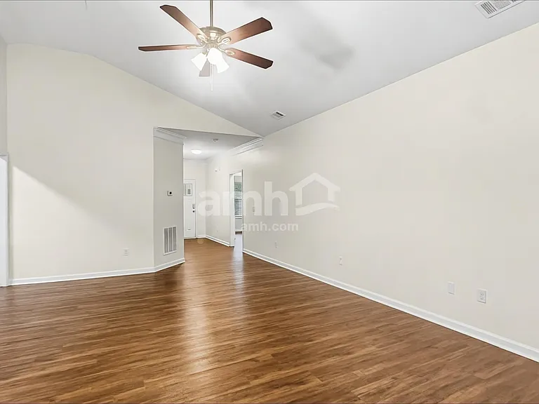 3227 Hideaway Ln — Photo 7