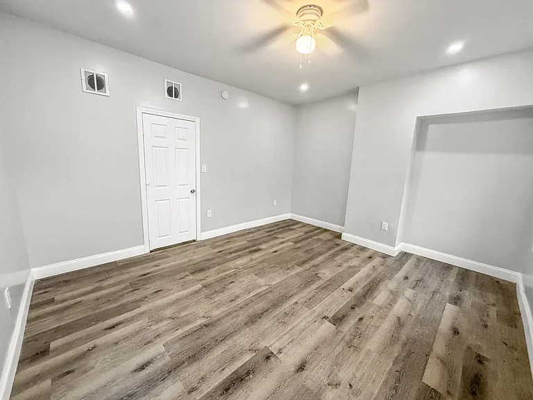 5341 Market St #2 — Photo 11