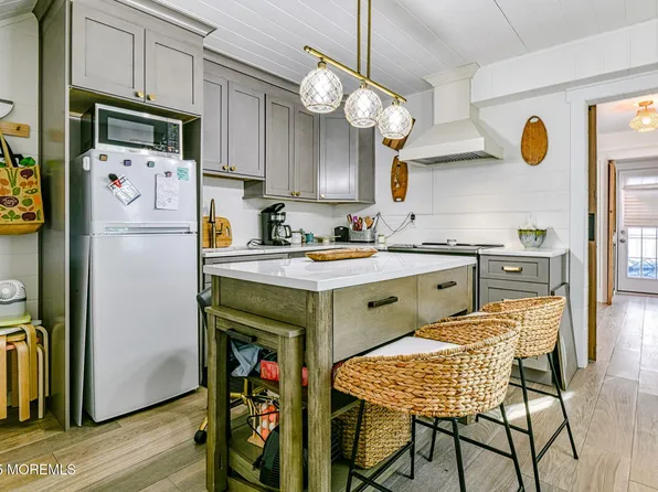 132 1/2 Heck Ave Unit 1, Ocean Grove, NJ 07756