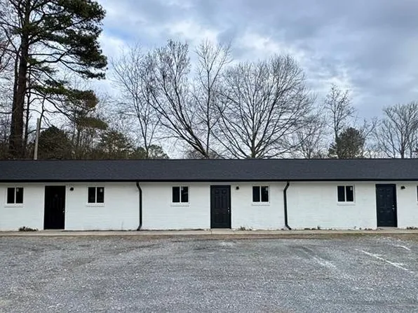 3236 Shepard Dr, Rocky Face, GA 30740