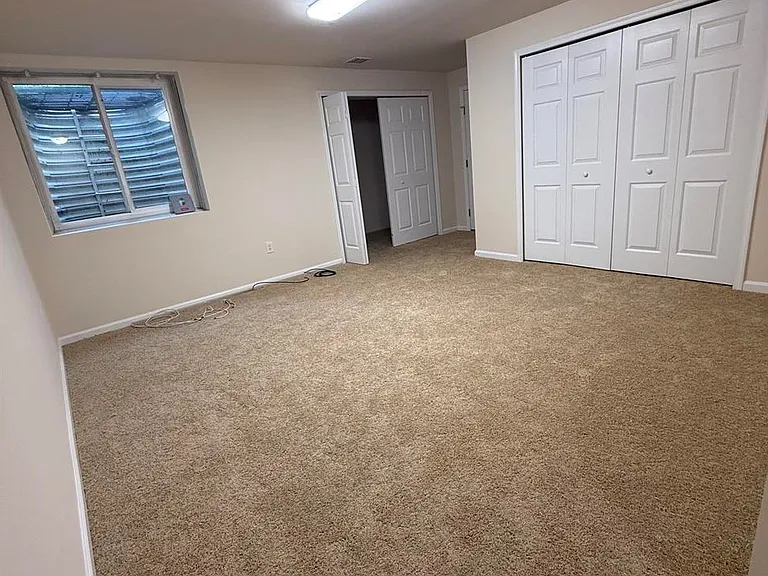 860 Main St — Photo 26