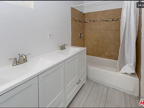 3rd image of 807 W 50th St APT B