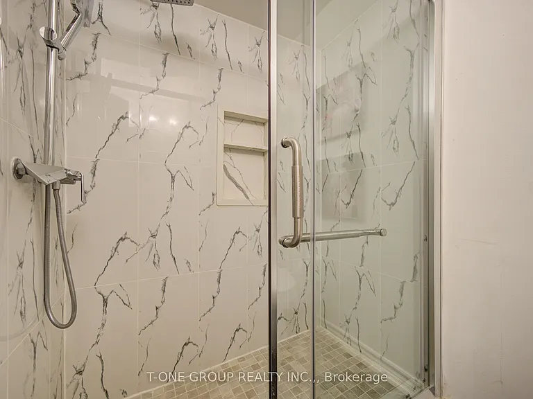 6 Esterbrooke Ave #94 — Photo 22