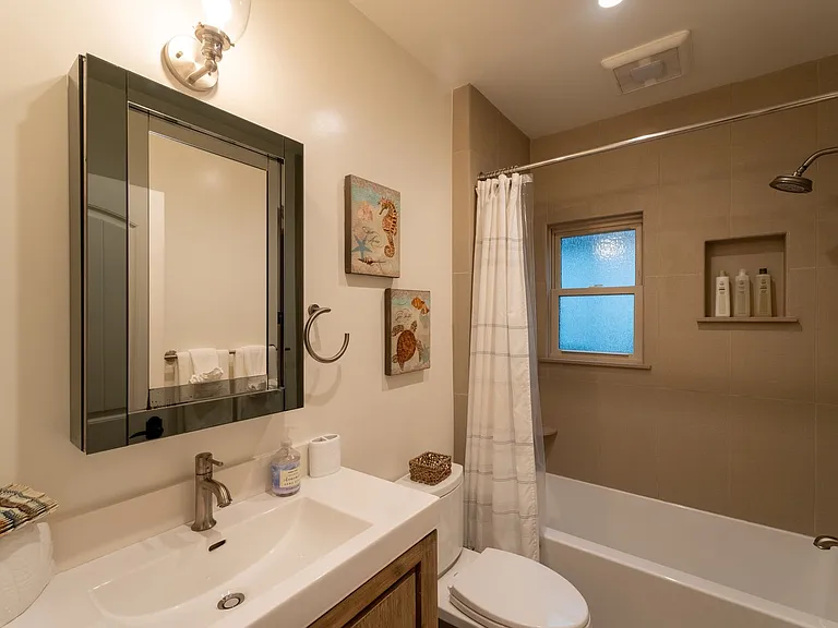 610 Forest Ave — Photo 27