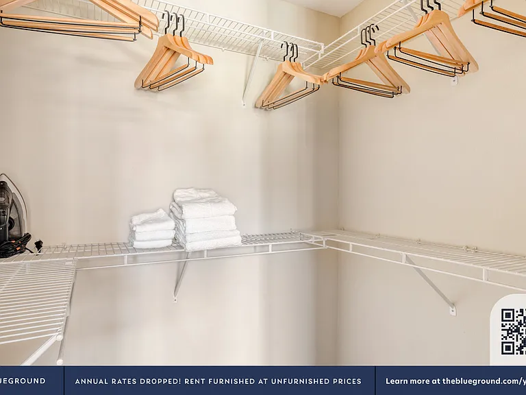 Walk-in Closet