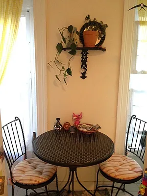 Rented by Urban Real Estate Property Group Inc | media 6