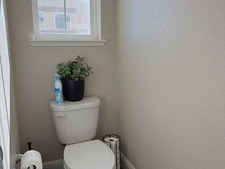 114 Huddlestone Cir — Photo 25