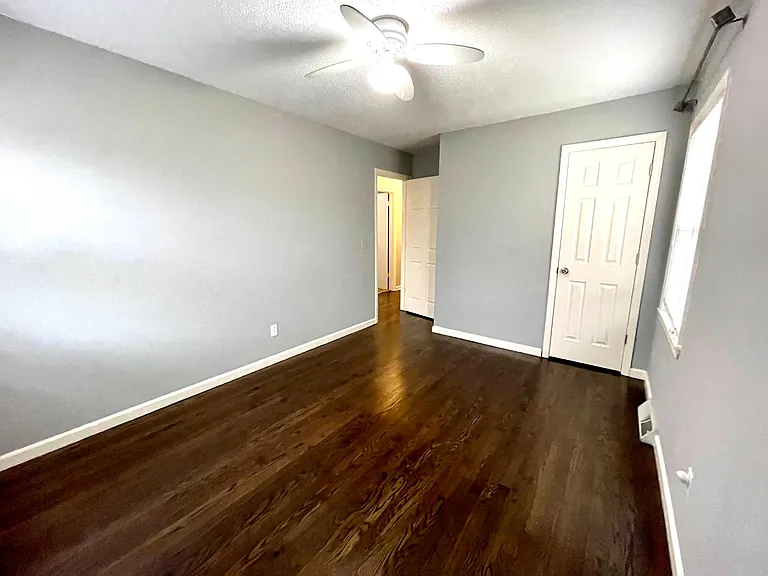 7908 W 92nd Ter — Photo 15