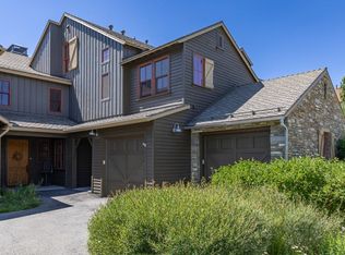 1130 Pyramid Peak Dr APT 1130, Mammoth Lakes, CA 93546