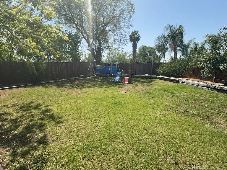 24245 Powell Pl — Photo 5