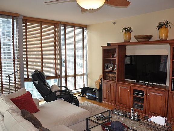 2nd image of 160 E Illinois St #19