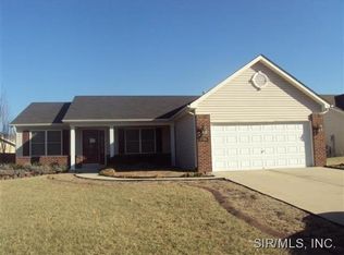 46 Broadstone Dr, Fairview Heights, IL 62208