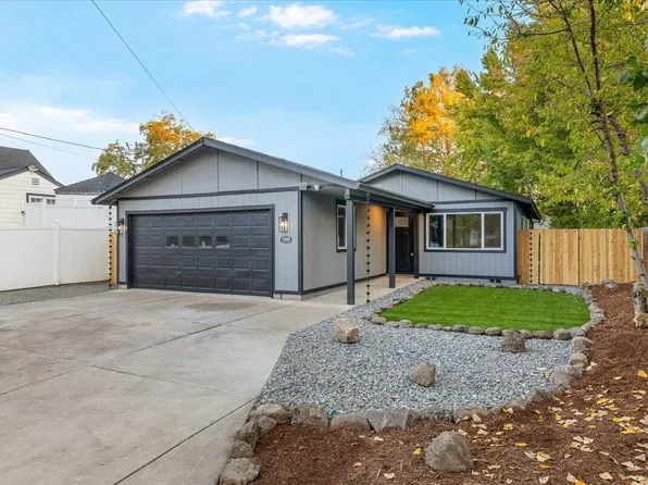 1425 Lawnridge St, Medford, OR 97504
