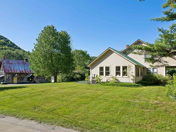 3rd image of 4 Larkin Road
