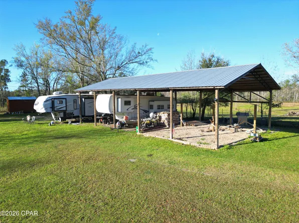 191 April Ln, Wewahitchka, FL 32465