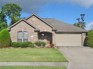 1018 Cardinal Dr, Richwood, TX 77566