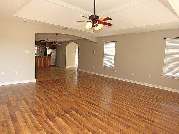 2nd image of 5235 Fortress Cir