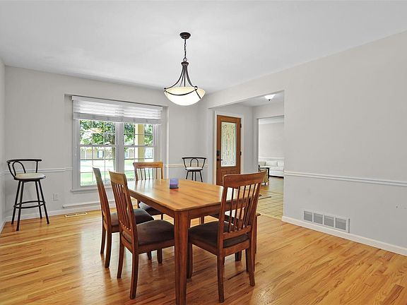4th image of 12515 Trammell Ct