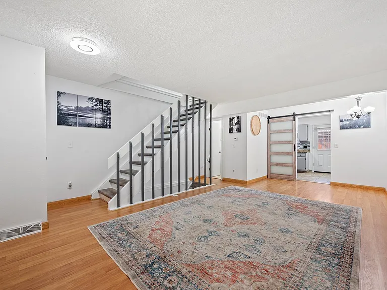 1517 S Owens St #5 — Photo 5