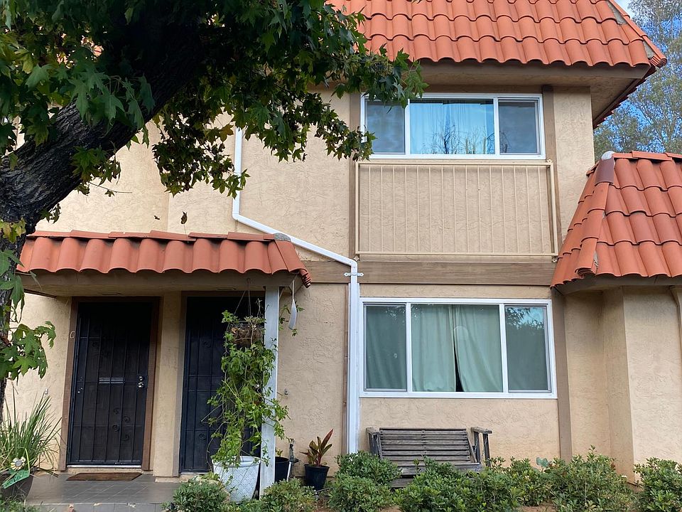 1st image of 908 N Fig St APT B