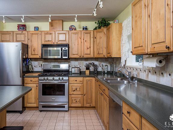 4th image of 11836 Wilderness Dr