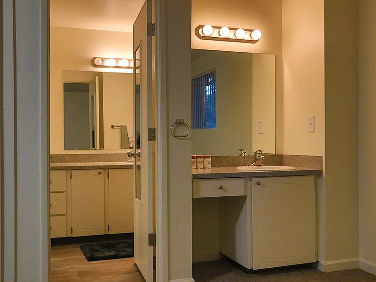 Harborwood West Apartments — Photo 41