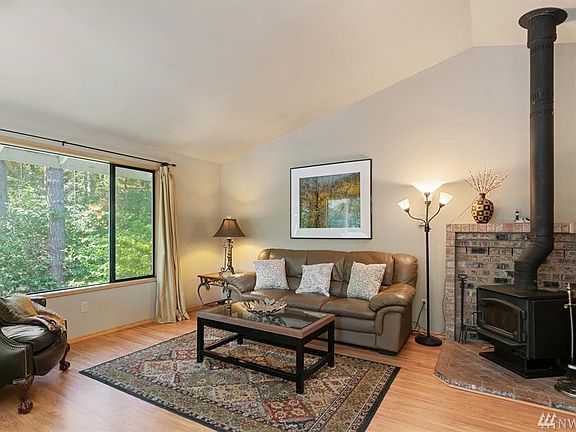 5th image of 9018 137th St NW