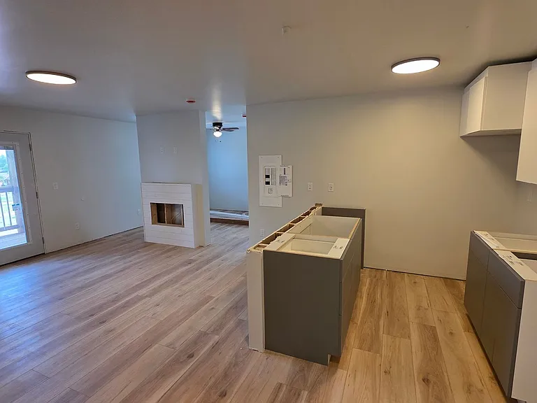 1212 Commonwealth Ave #14 — Photo 2
