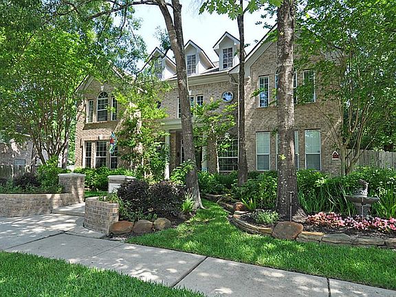 2nd image of 2814 Whispering Fern Ct