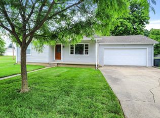 6616 S Cross St, Pendleton, IN 46064