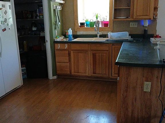 5th image of 760 Grant Street