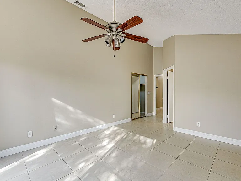 2723 Lovington Dr — Photo 24