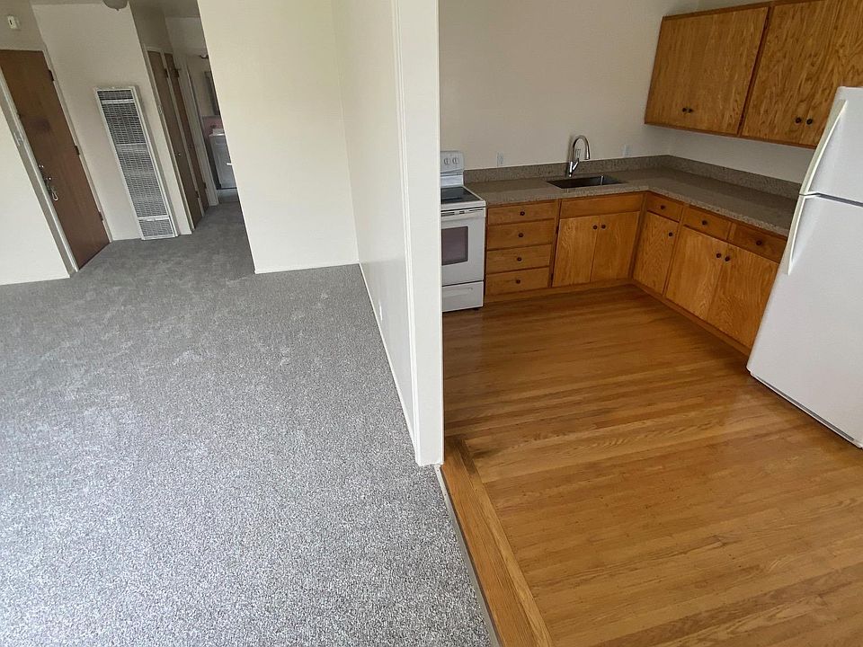 1st image of 1311 40th Ave APT 4