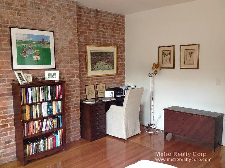 1575 Beacon St #3R — Photo 16