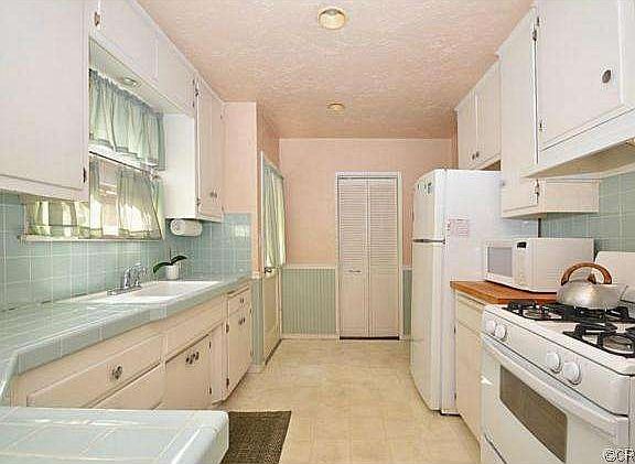 5th image of 1552 W 221st St