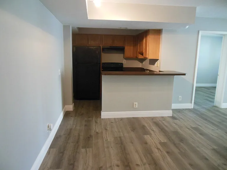 706 Executive Center Dr #37-2-37 — Photo 3