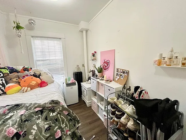 207 N Pinckney St — Photo 4