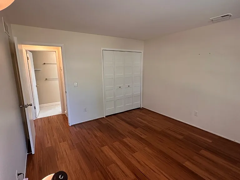 1642 Emerson Cir — Photo 14