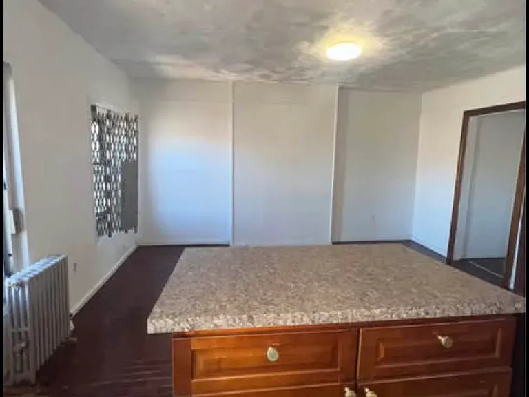 73 Hart St #2 — Photo 5