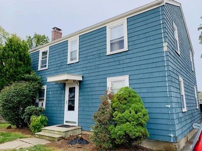 176 Aqueduct Rd, Cranston, RI, 02910