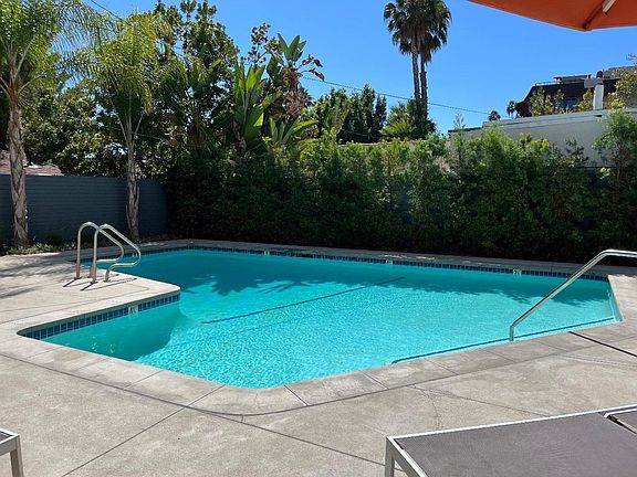 4th image of 7560 Hollywood Blvd APT 102