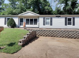 1739 Brennan Woods Ct, High Ridge, MO 63049