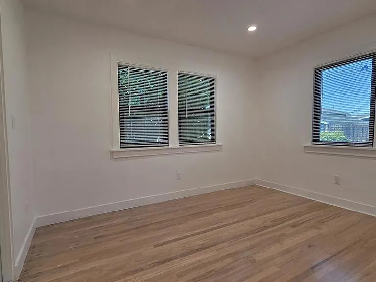 5163 El Rio Ave — Photo 5