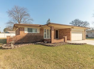 5806 Wedgewood Rd, Canton, MI 48187