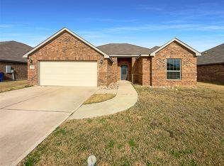 1532 Mackinac Dr, Crowley, TX 76036